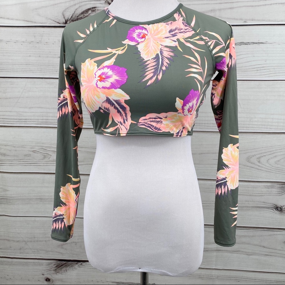 ROXY Castaway Floral Knotted Crop Rash Vest Top - Picture 4 of 8